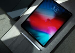 iPad Air (Айпад Аир) или iPad Pro (Айпад Про) 2025 - сравнение планшетов Apple