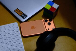 Что делать, если iPhone не включается или завис на яблоке - статья для пользователей buyphone.by